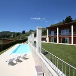 Villa Albachiara, Private Luxury With Private Pool And View Gardone Riviera