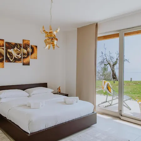 Albachiara, Private Luxury With Private Pool And View * Gardone Riviera