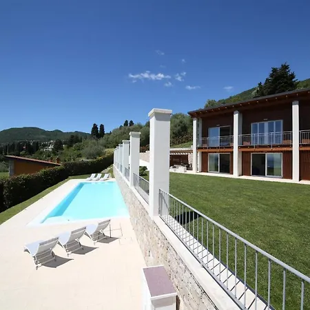 Villa Albachiara, Private Luxury With Private Pool And View Gardone Riviera